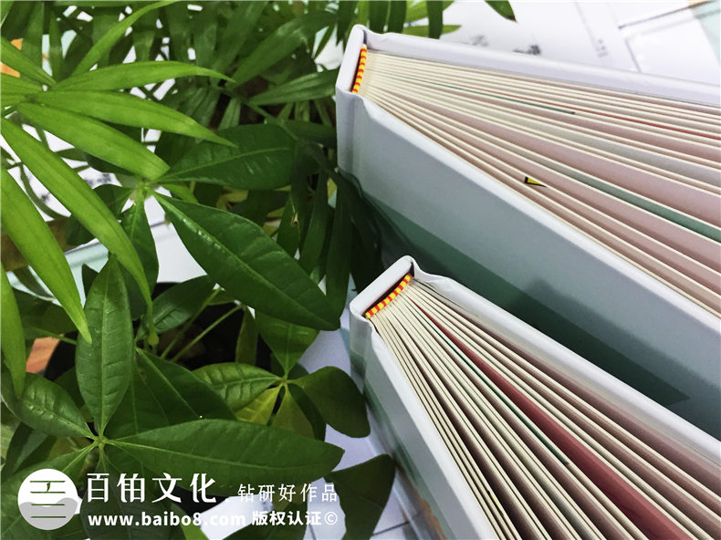 高中、大學畢業(yè)結(jié)束后 完成畢業(yè)紀念冊制作留存學生美好時光！第2張-宣傳畫冊,紀念冊設計制作-價格費用,文案模板,印刷裝訂,尺寸大小