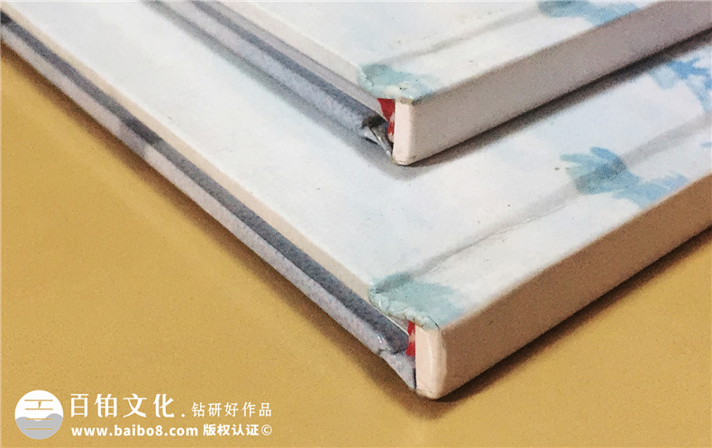 西南財(cái)經(jīng)大學(xué)保險(xiǎn)學(xué)院研究生畢業(yè)紀(jì)念冊(cè)設(shè)計(jì)