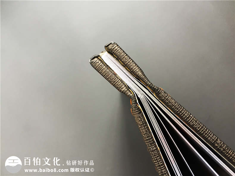 專業(yè)菜譜菜單制作 餐廳菜譜制作材質(zhì)的講究！