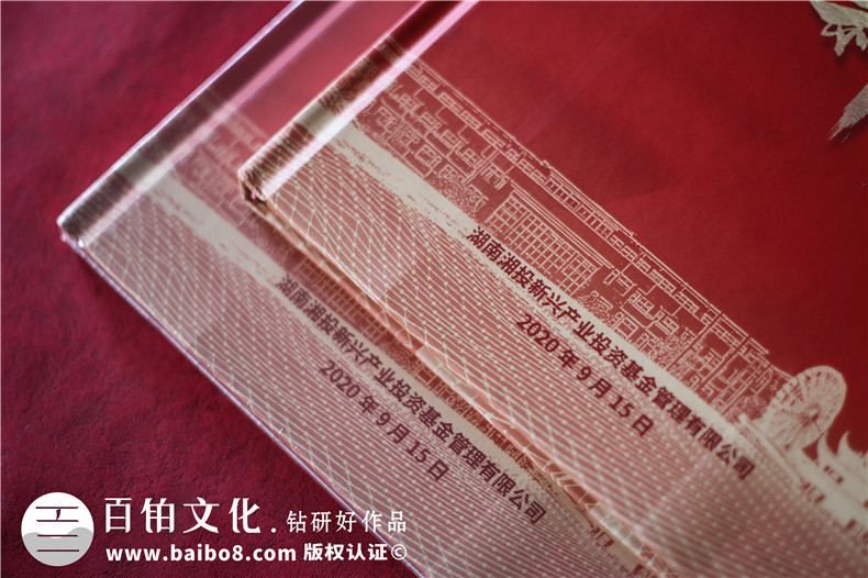 公司3周年慶紀念畫冊設計-員工入職三周年為做紀念冊的感言怎么寫
