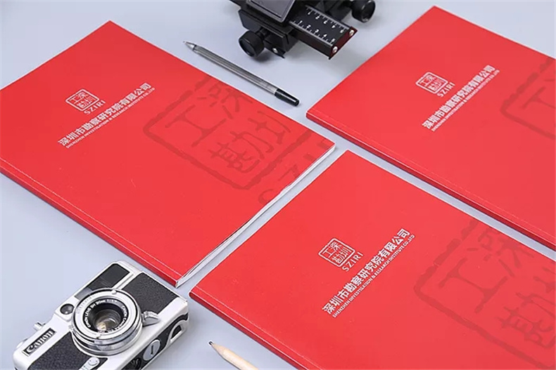 企業(yè)畫冊(cè)制作如何設(shè)計(jì)出彩的畫冊(cè)封面-封面設(shè)計(jì)怎么做